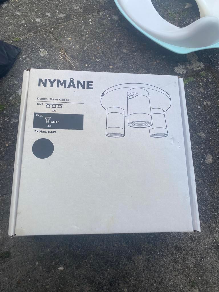 Zwarte IKEA Nymåne plafondlamp met 3 spots, Ophalen, Nieuw, Metaal, Zwart