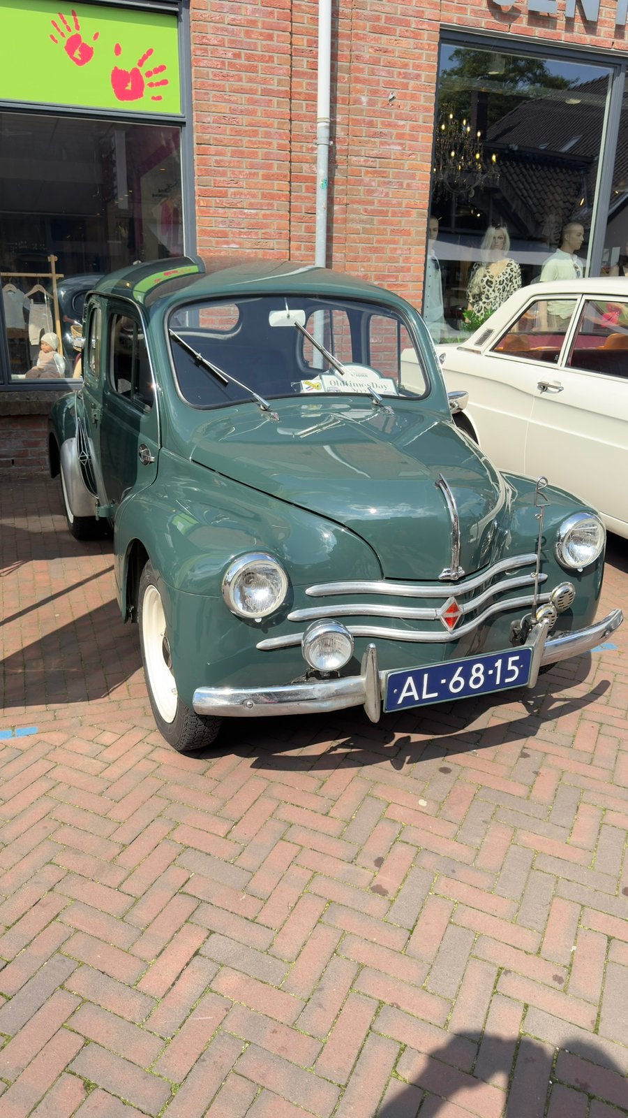 Renault R1062 4CV, 4 cilinders, 0 kg, Handgeschakeld, Grijs