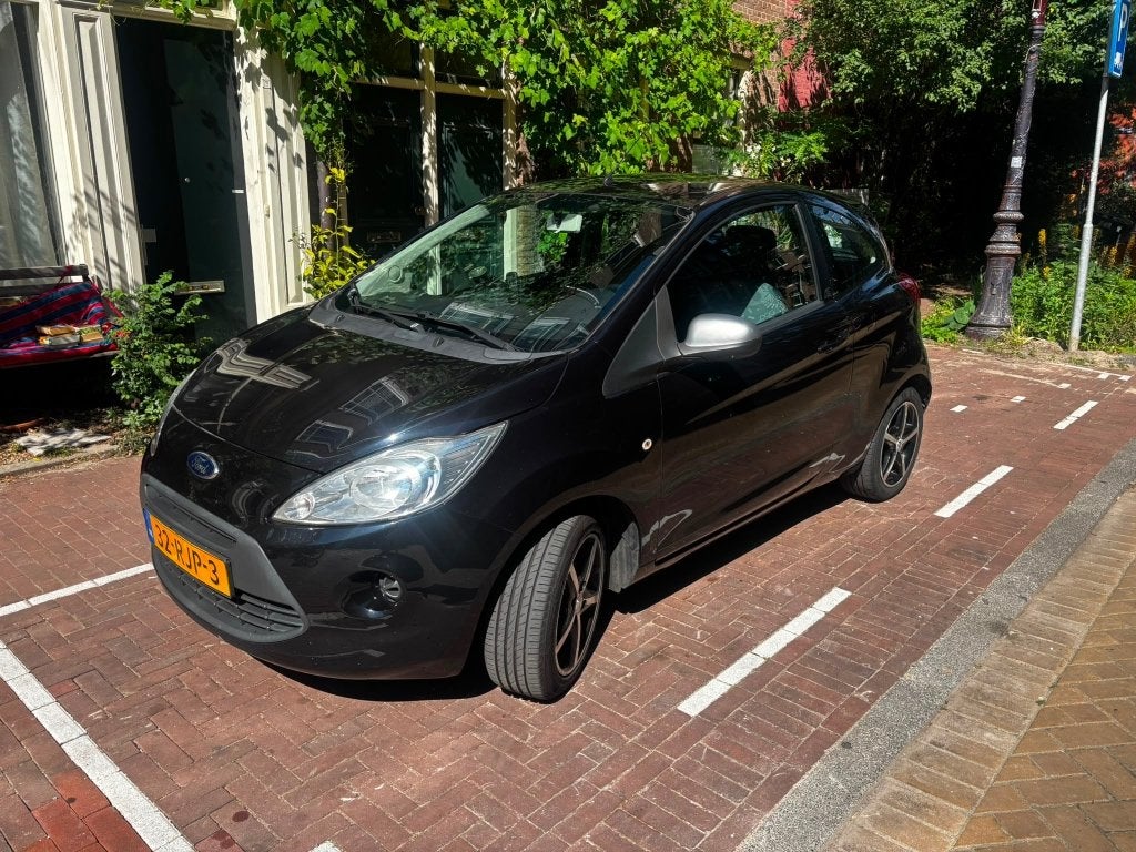 Ford Ka 1.2 69pk 2011 Zwart, Auto's, Ford, Voorwielaandrijving, Stof, 1242 cc, 4 cilinders