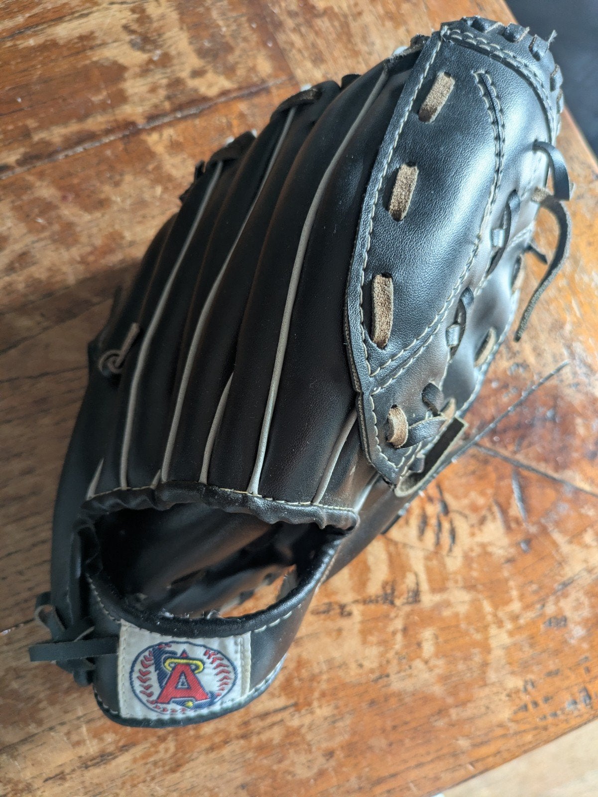 Zwarte honkbalhandschoen - Kid Cuisine - Genuine Cowhide, Ophalen of Verzenden, Gebruikt, Honkbal, Handschoen