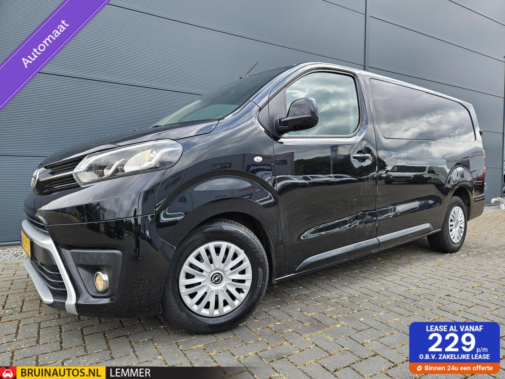 Toyota ProAce 2.0D L2H1 DC Climate Euro6 Navig 5-pers 177 PK, Auto's, Bestelauto's, Gebruikt, Euro 6, Origineel Nederlands, Bedrijf