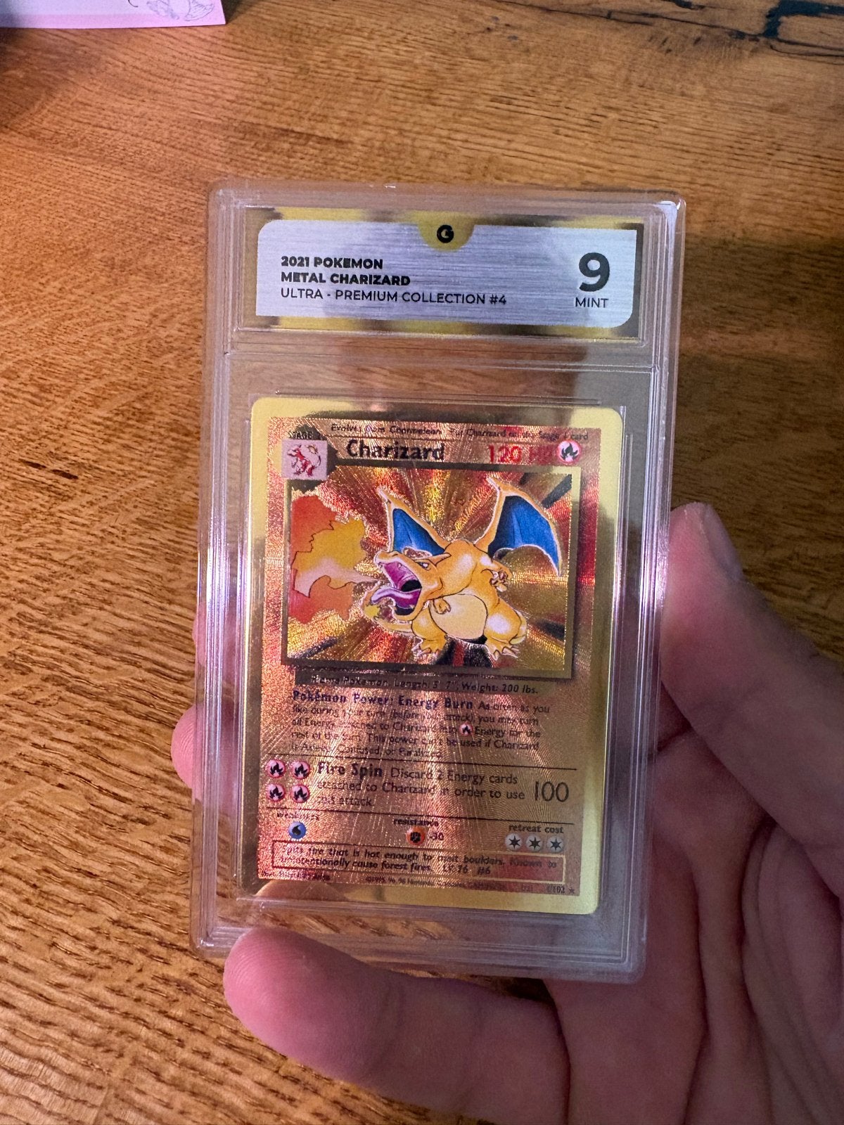 Charizard Metal Kaart - Ultra Premium Collection #4 - PSA 9, Hobby en Vrije tijd, Verzamelkaartspellen | Pokémon, Ophalen, Zo goed als nieuw