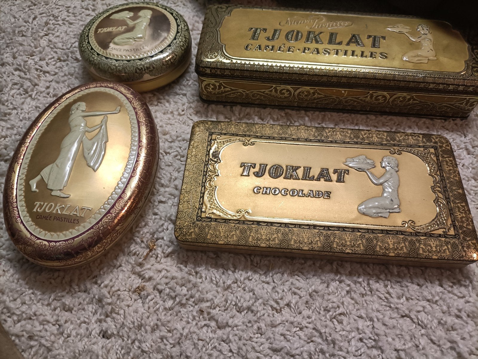 Set van 4 Vintage Tjoklat Blikken - Chocolade & Pastilles, Verzamelen, Ophalen of Verzenden