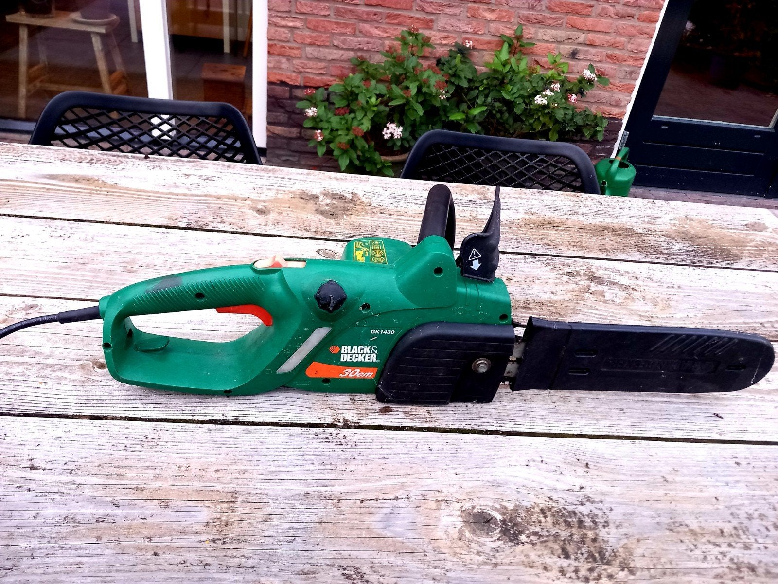 Black & Decker GK1430 elektrische kettingzaag 30cm, Tuin en Terras, Ophalen, Gebruikt, Boomzaag, Black & Decker
