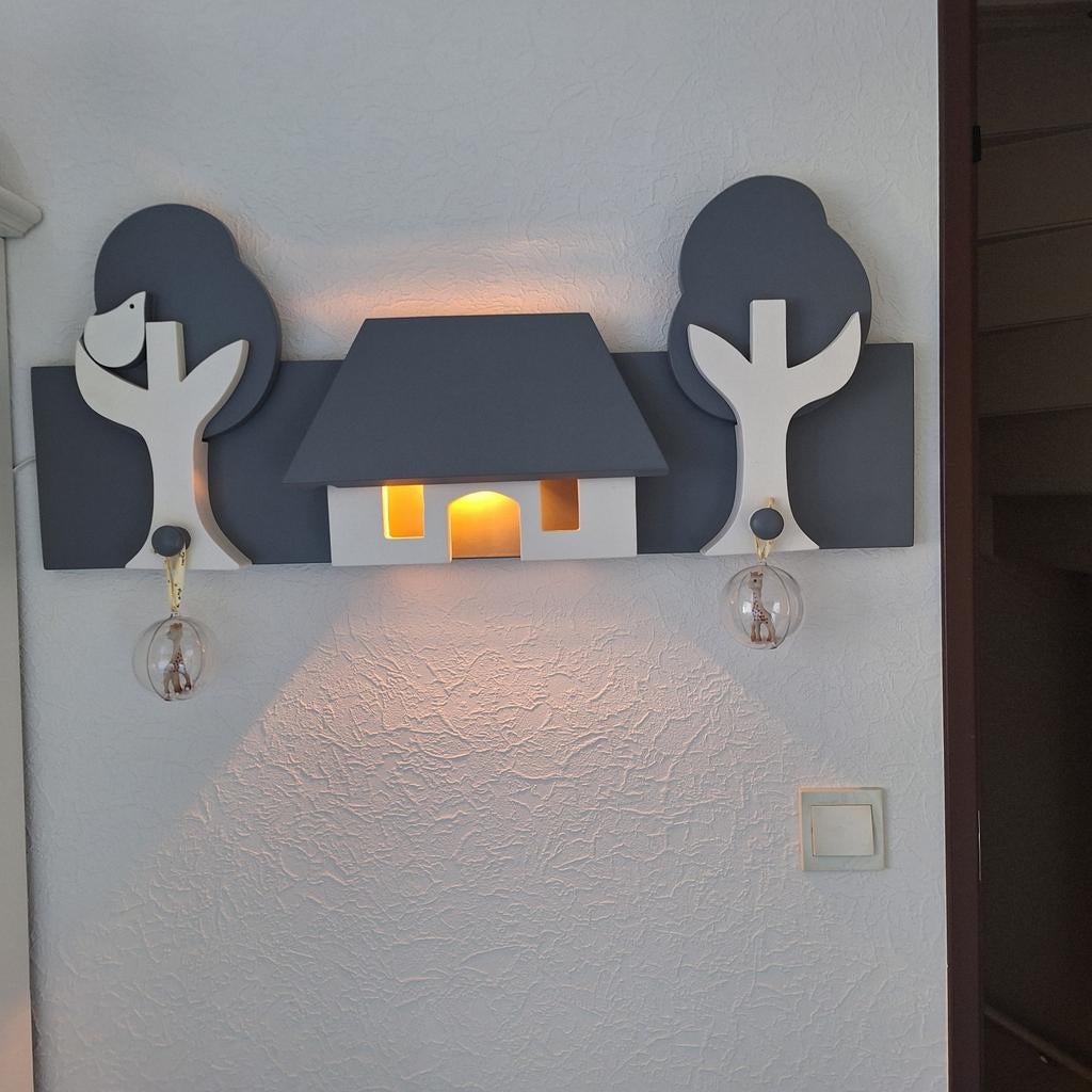 Wandplank met verlichting, 88x36 cm, huis en bomen design, Ophalen, Gebruikt