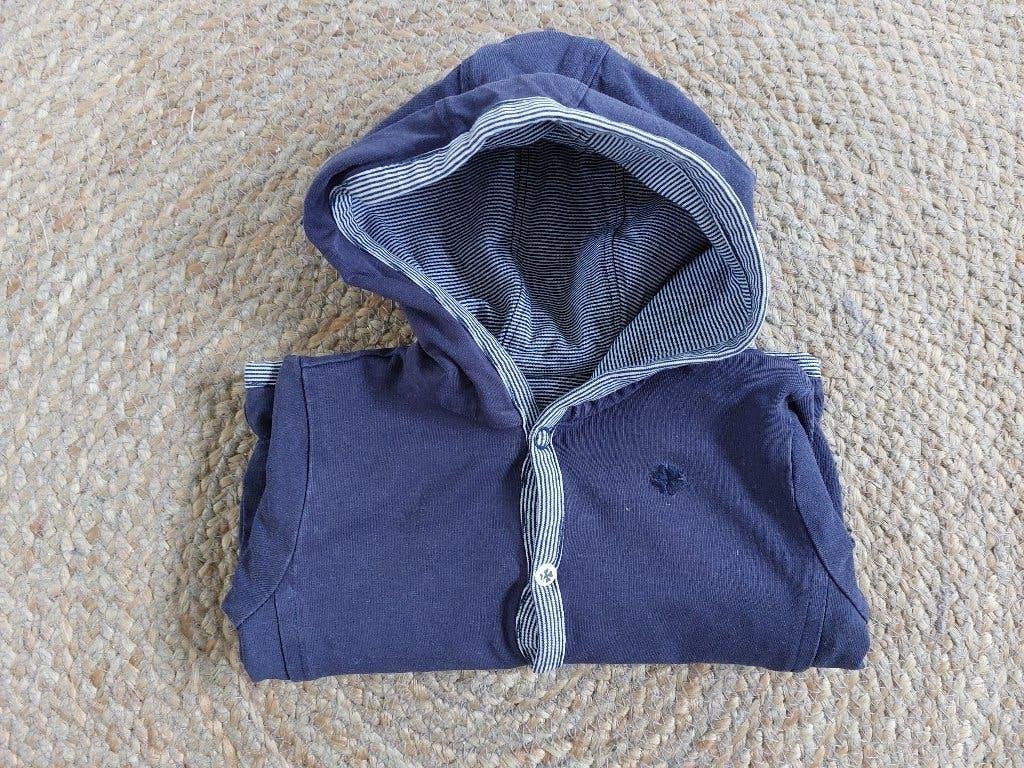 Leuk donkerblauw vest van het merk Noppies - maat 56, Kinderen en Baby's, Babykleding | Maat 56, Truitje of Vestje, Ophalen of Verzenden