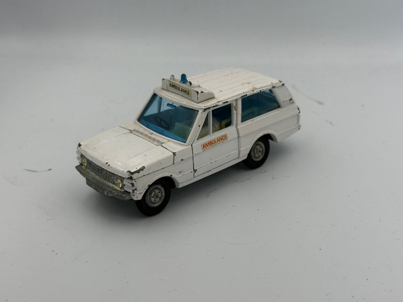 Dinky Toys Range Rover ambulance, Ophalen of Verzenden, Zo goed als nieuw, Auto, Dinky Toys