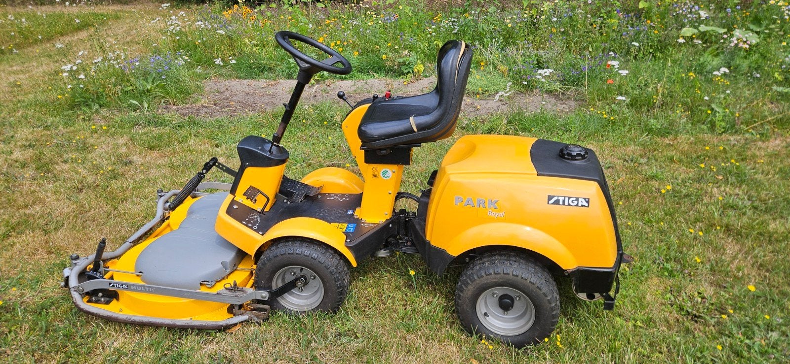 Stiga Park Royal Zitmaaier, Tuin en Terras, Zitmaaiers, Ophalen, Gebruikt, 90 tot 120 cm, Stiga