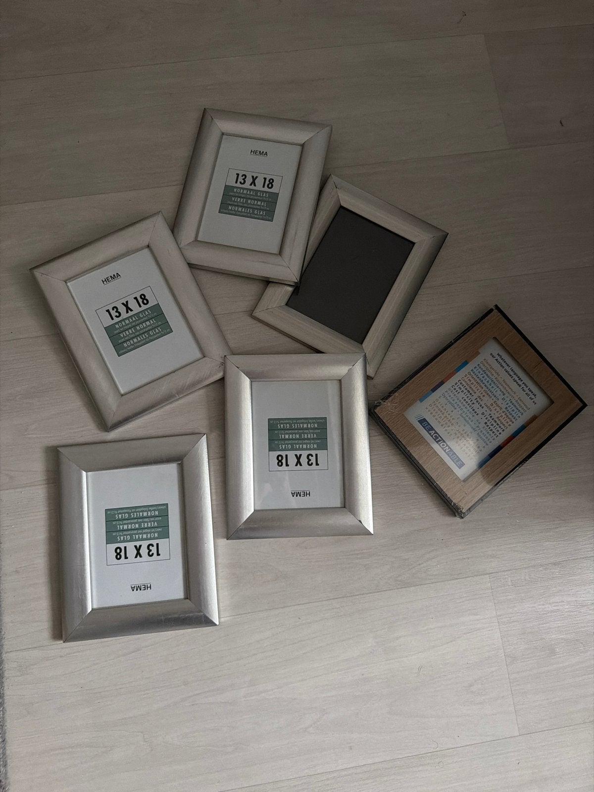 Set van 5 HEMA fotolijstjes 13x18 cm, Ophalen, Kunststof, Gebruikt, Fotolijst