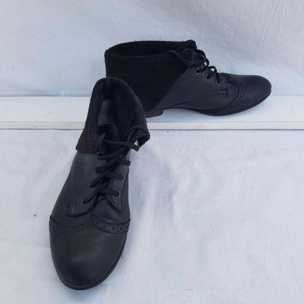 Stoere zwarte leren damesschoenen. mt 38, Kleding | Dames, Schoenen, ., Zwart, Ophalen of Verzenden, .