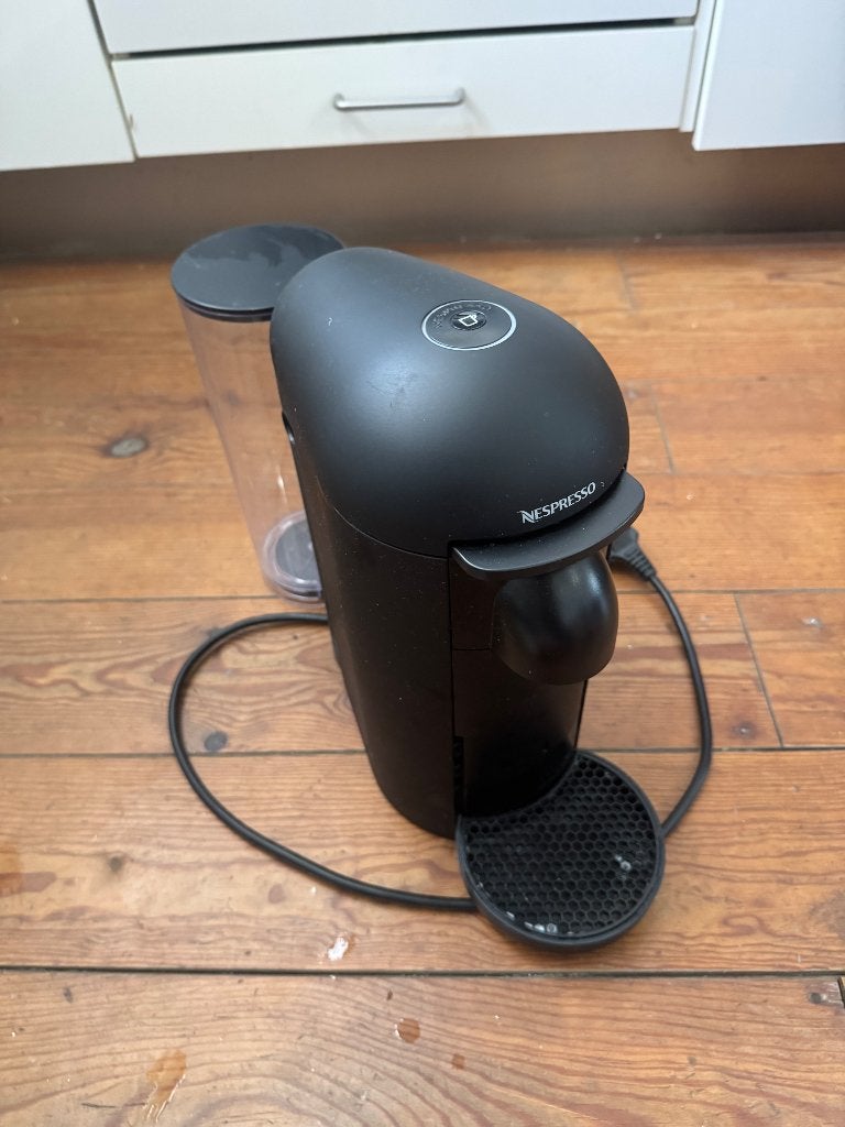 Nespresso apparaat, Ophalen, Zo goed als nieuw, Espresso apparaat, Koffiepads en cups