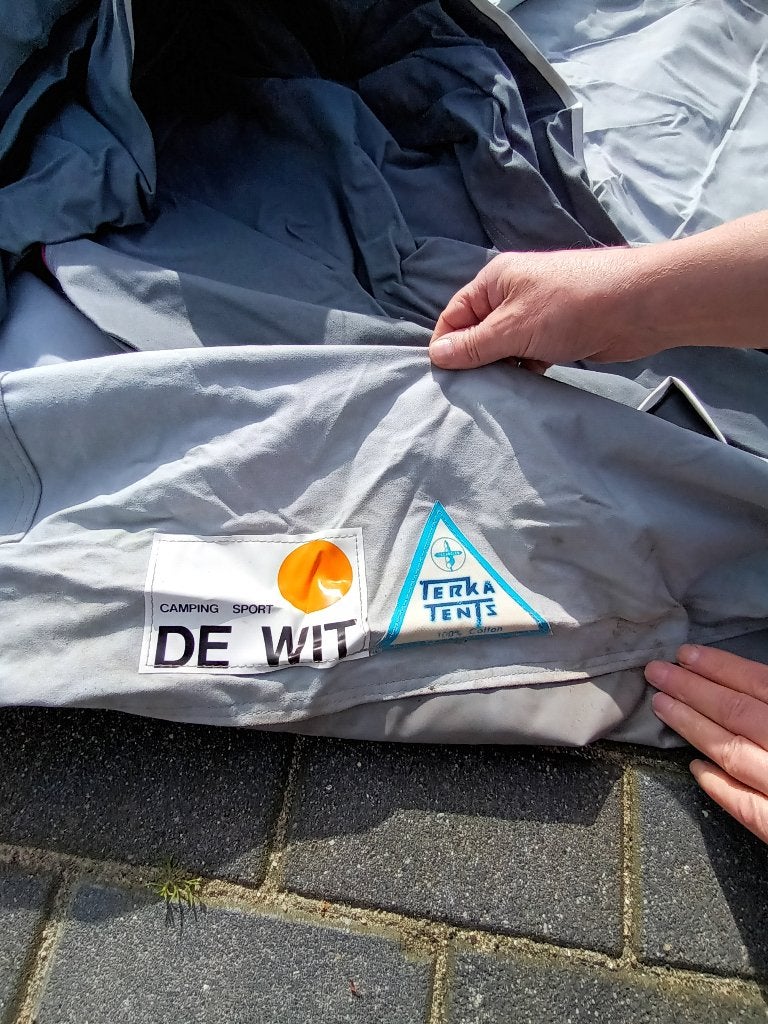 De wit tent fornuis, Ophalen, Zo goed als nieuw, Tot en met 4