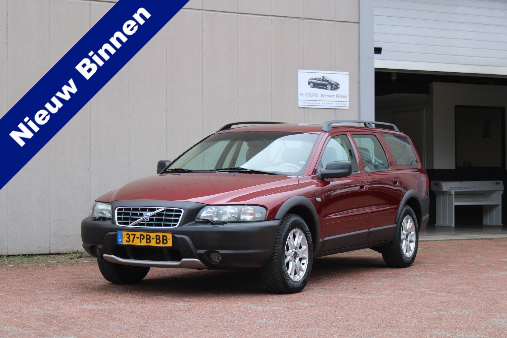 Volvo XC70 2.5 T AWD AUTOMAAT YOUNGTIMER 7-persoons, Auto's, Volvo, Automaat, Met garantie (alle), 2521 cc, 209 pk
