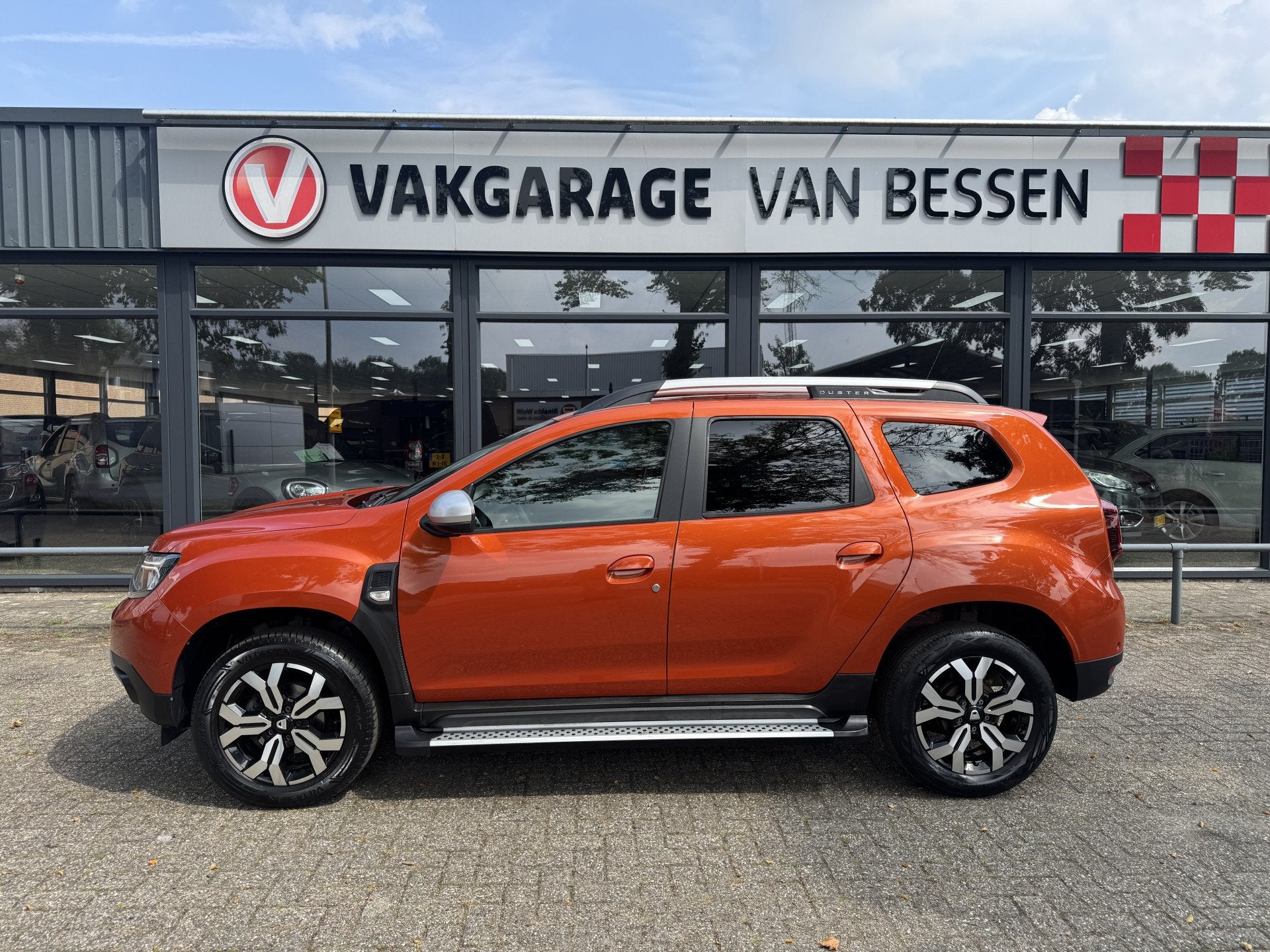 Dacia Duster 1.0 TCe Bi-Fuel Prestige CAMERA-CRUISE, Voorwielaandrijving, Stof, Gebruikt, Euro 6