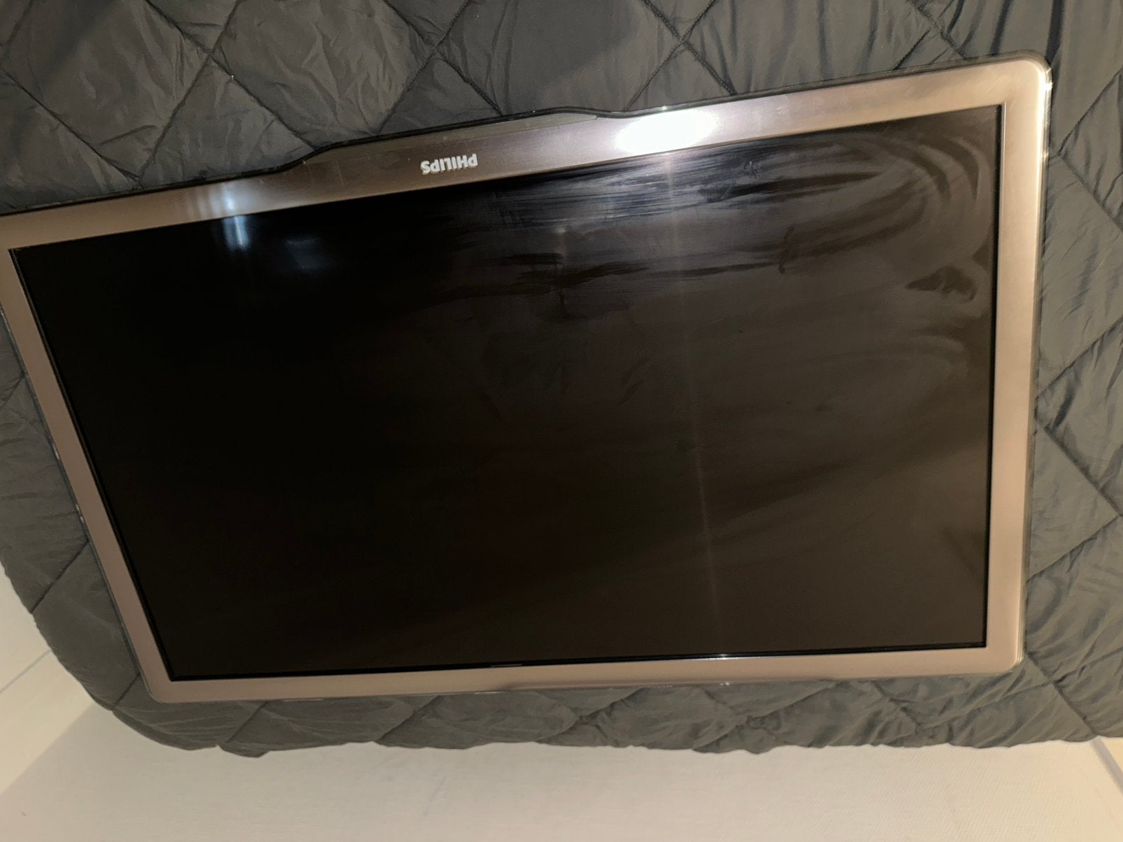 Philips 46 inch Full HD TV – Werkt perfect, Philips, 50 Hz, Ophalen of Verzenden, Zo goed als nieuw