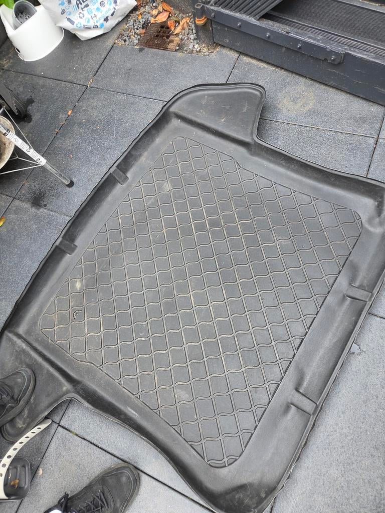 Kofferbakmat passend voor Seat Ibiza ST, Ophalen