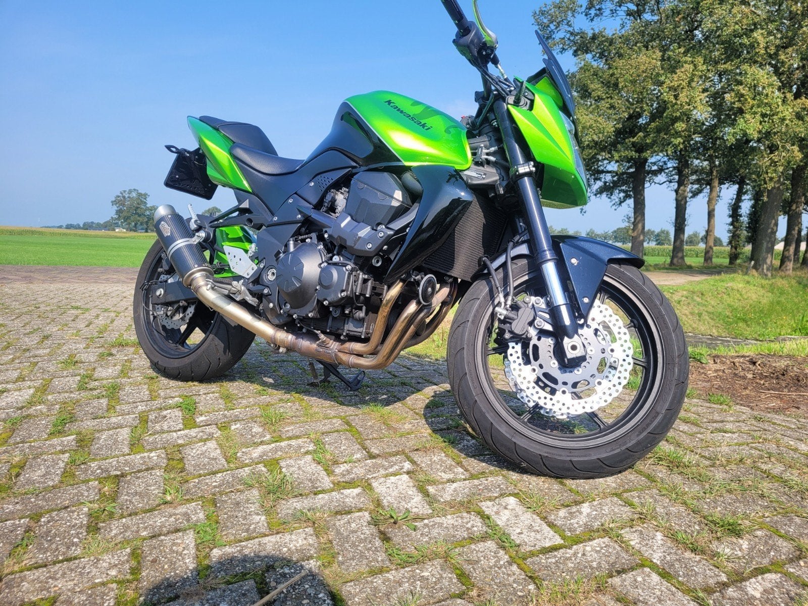kawasaki z750 two-tone kleur lage km stand., Particulier