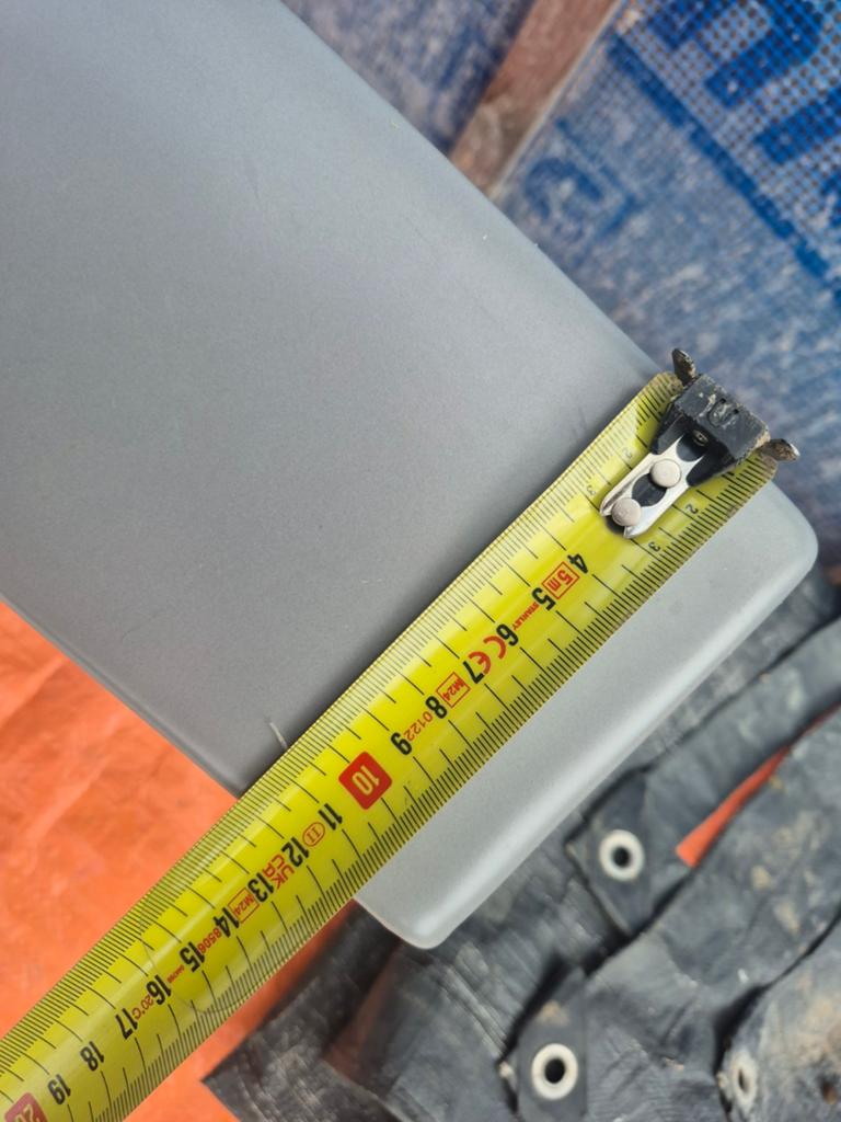 Grijze/taupe wastafel met afvoerplug, Ophalen of Verzenden, Gebruikt, Wastafel