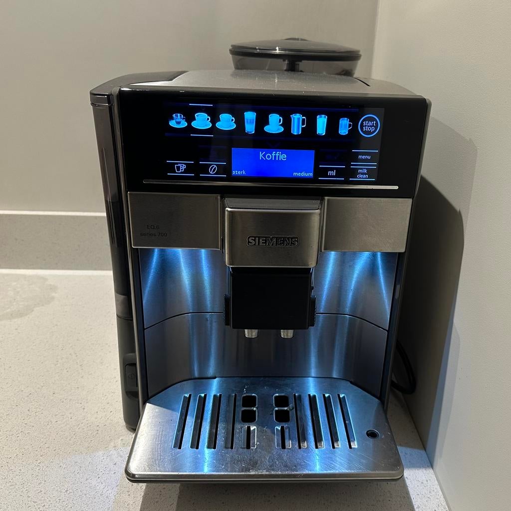 Siemens EQ6 S700, Witgoed en Apparatuur, Koffiezetapparaten, Ophalen, Gebruikt, Koffiemachine, Koffiebonen