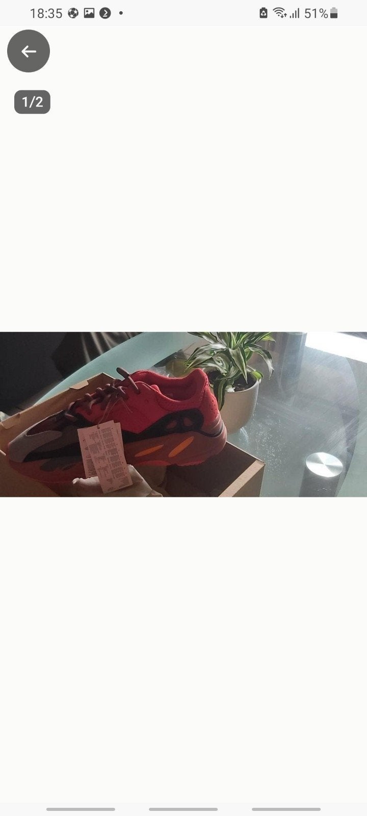 Yeezy Boost 700 Hi-Res Red - Maat 43 1/3, Kleding | Heren, Ophalen, Overige kleuren, Nieuw, Sneakers of Gympen