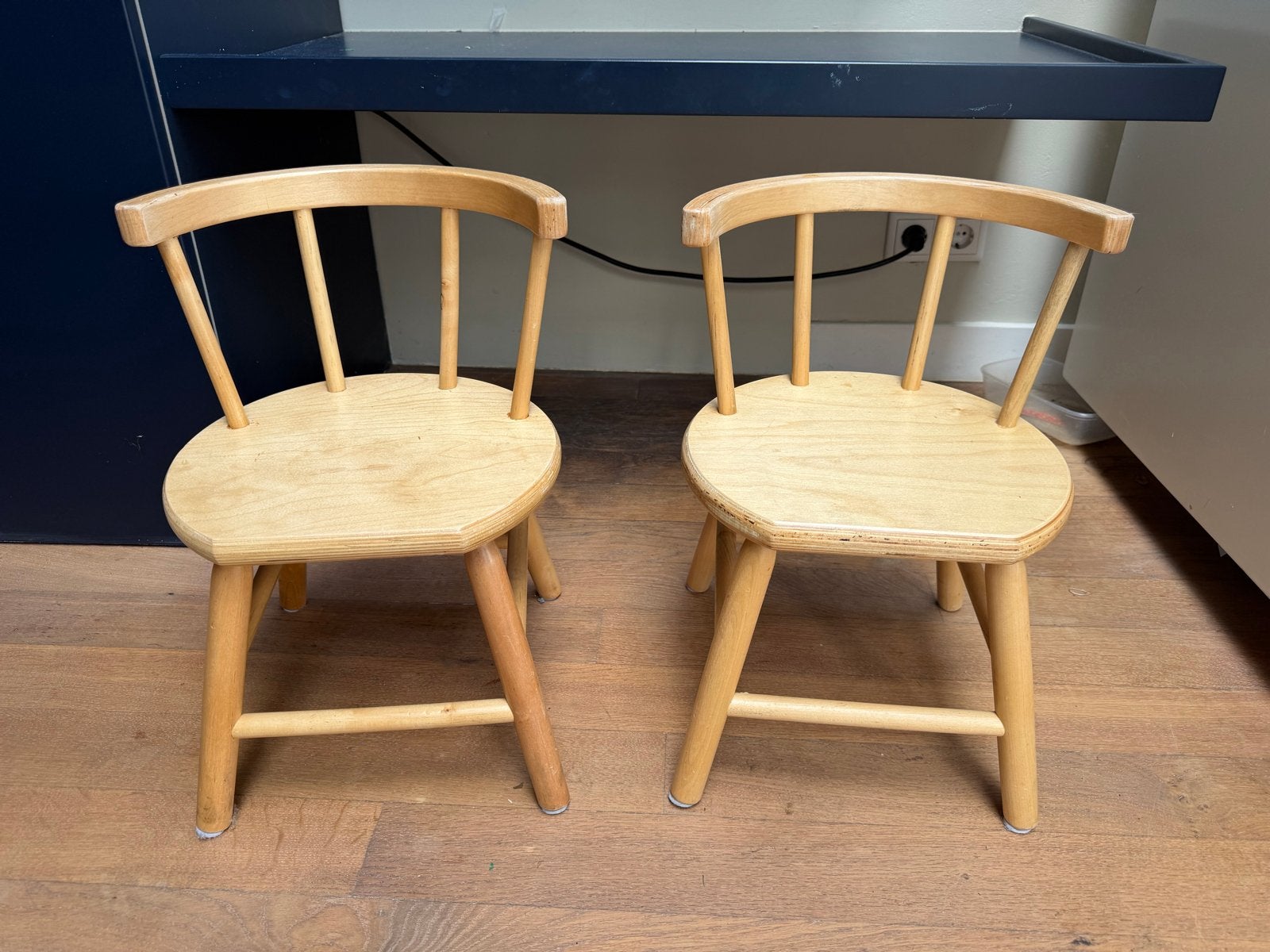 2 Van Dijk houten kinderstoeltjes, Kinderen en Baby's, Ophalen, Gebruikt, Overige typen