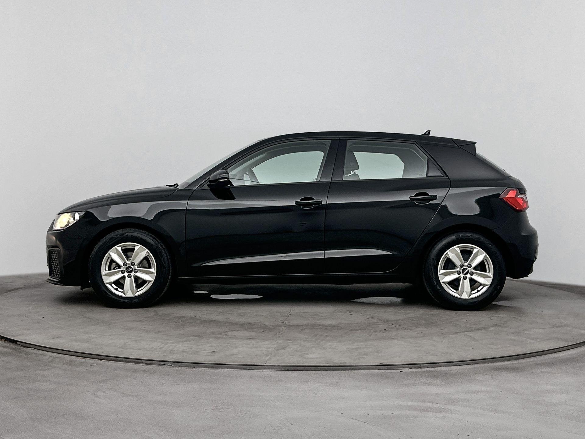 Audi A1 Sportback 25 TFSI | Airco | LM Velgen | Carplay/Andr, Auto's, Stof, 95 pk, Zwart, Bedrijf