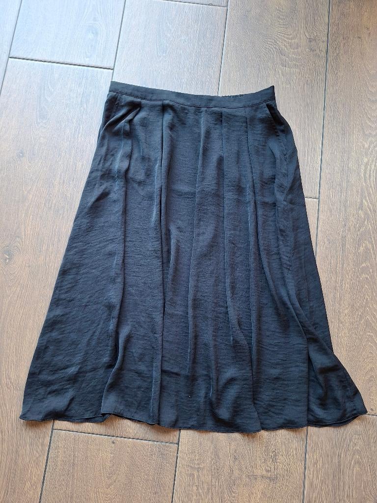 rok. Zwart. Dunne stof. Hema. Mt M. Elastiek achter taille., Kleding | Dames, Rokken, Maat 38/40 (M), Zwart, Ophalen of Verzenden