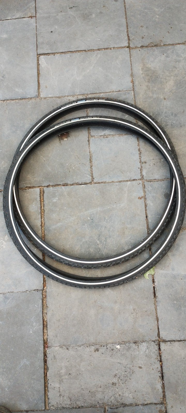 Schwalbe Winter Spijkerbanden 700x35C (2 stuks), Ophalen, Gebruikt, Band, Rubber