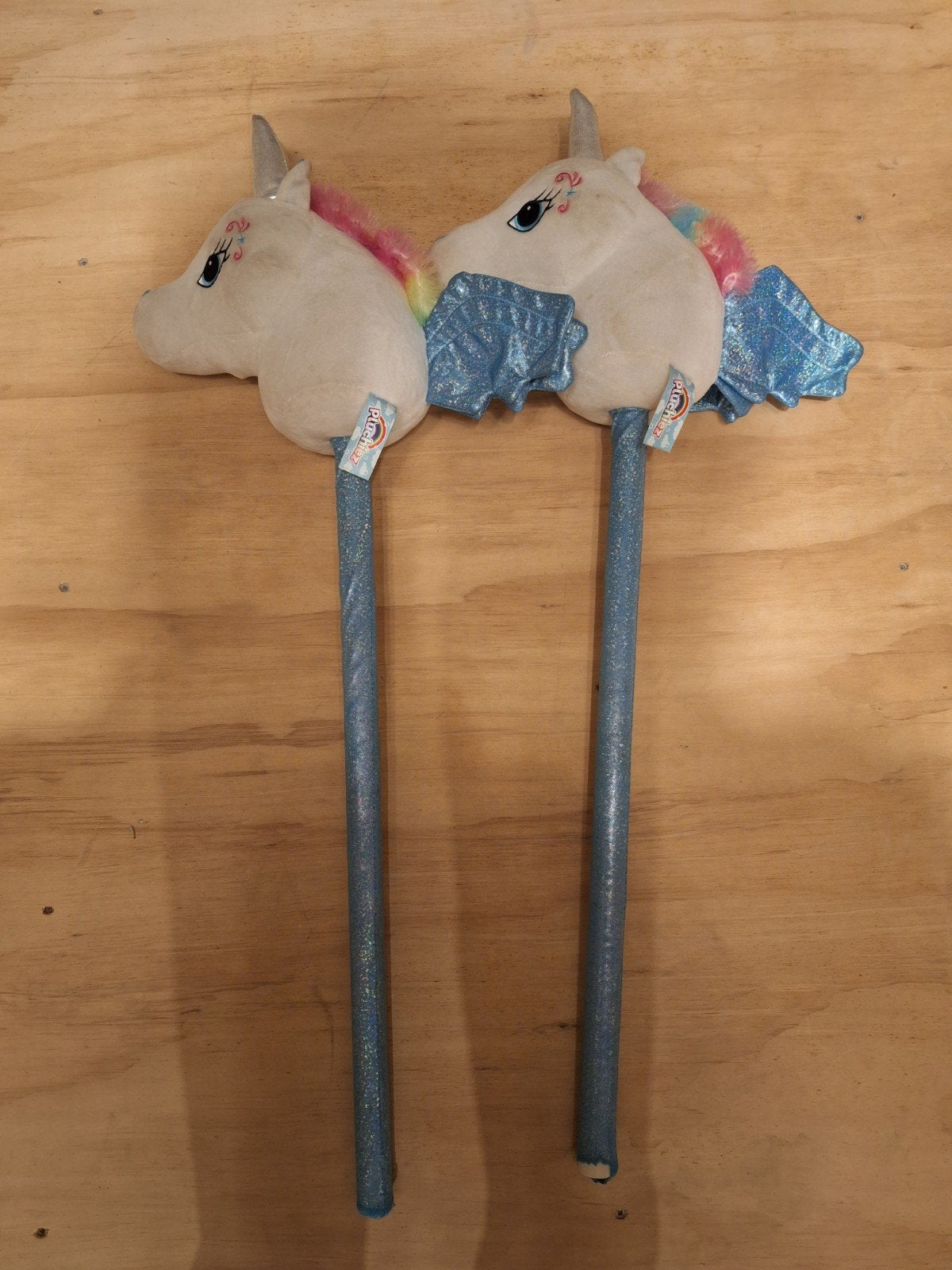 Eenhoorn stokpaardjes - Set van 2, Ophalen