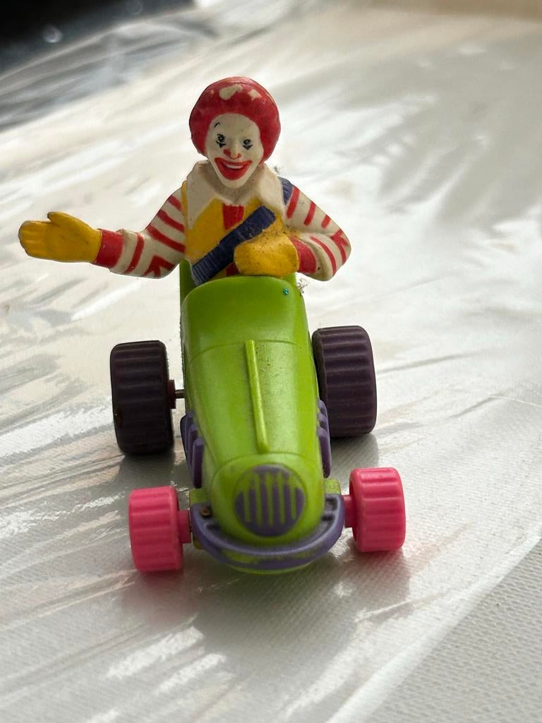 Vintage McDonald's Ronald McDonald raceauto speelgoed, Kinderen en Baby's, Speelgoed | Overig, Ophalen of Verzenden, Gebruikt