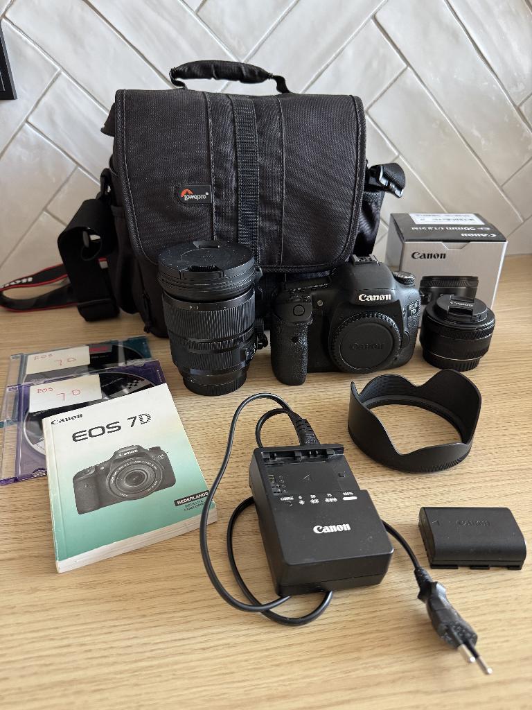 Canon EOS 7D body + Sigma 24-105mm & Canon 50mm STM, 18 Megapixel, Gebruikt, Spiegelreflex, Canon