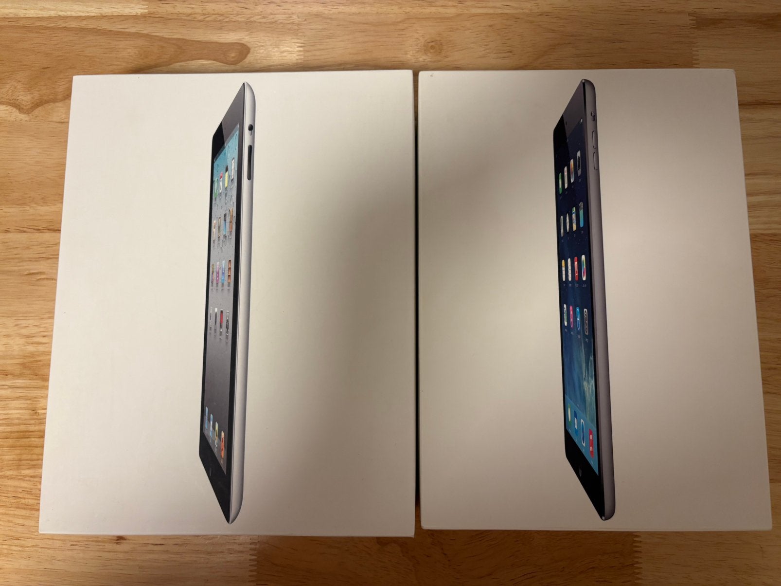 2x Apple iPad – 32GB & 16GB – Originele dozen, Computers en Software, Apple iPads, Ophalen, Zo goed als nieuw, Apple iPad