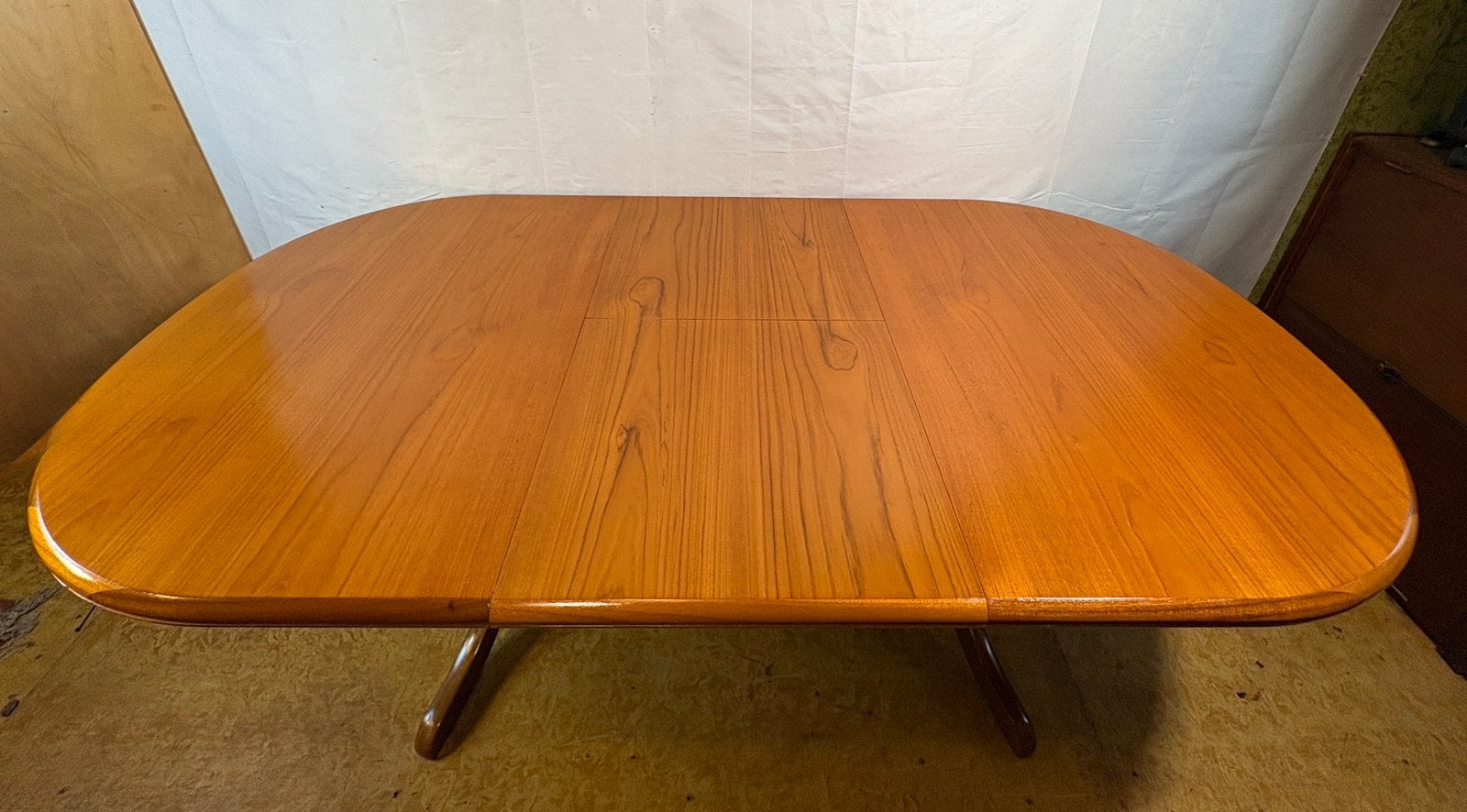 Foto 11 van Gratis bezorgingMidCenturyOvaleTeakUitschuifbareEettafel1960