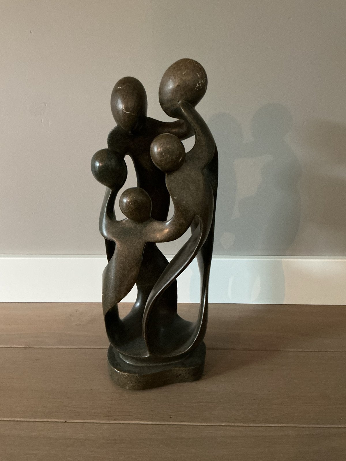 Mooi beeld uit Zuid-Afrika in goede staat, Antiek en Kunst, Ophalen, Groep mensen, 20 - 50 cm, Beeld