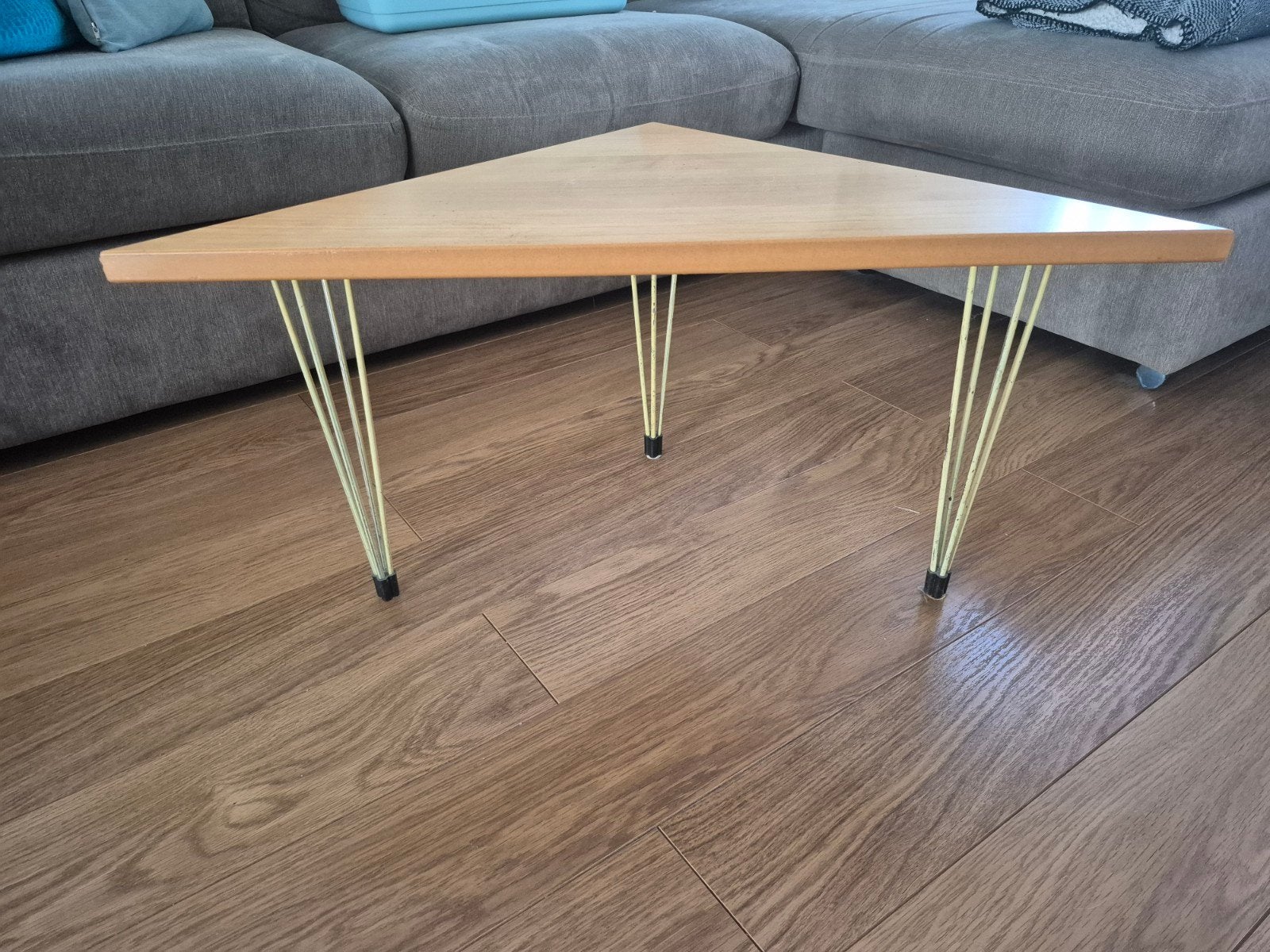 hoek bijzet tafel, Ophalen, Rond, 50 tot 100 cm, 50 tot 100 cm