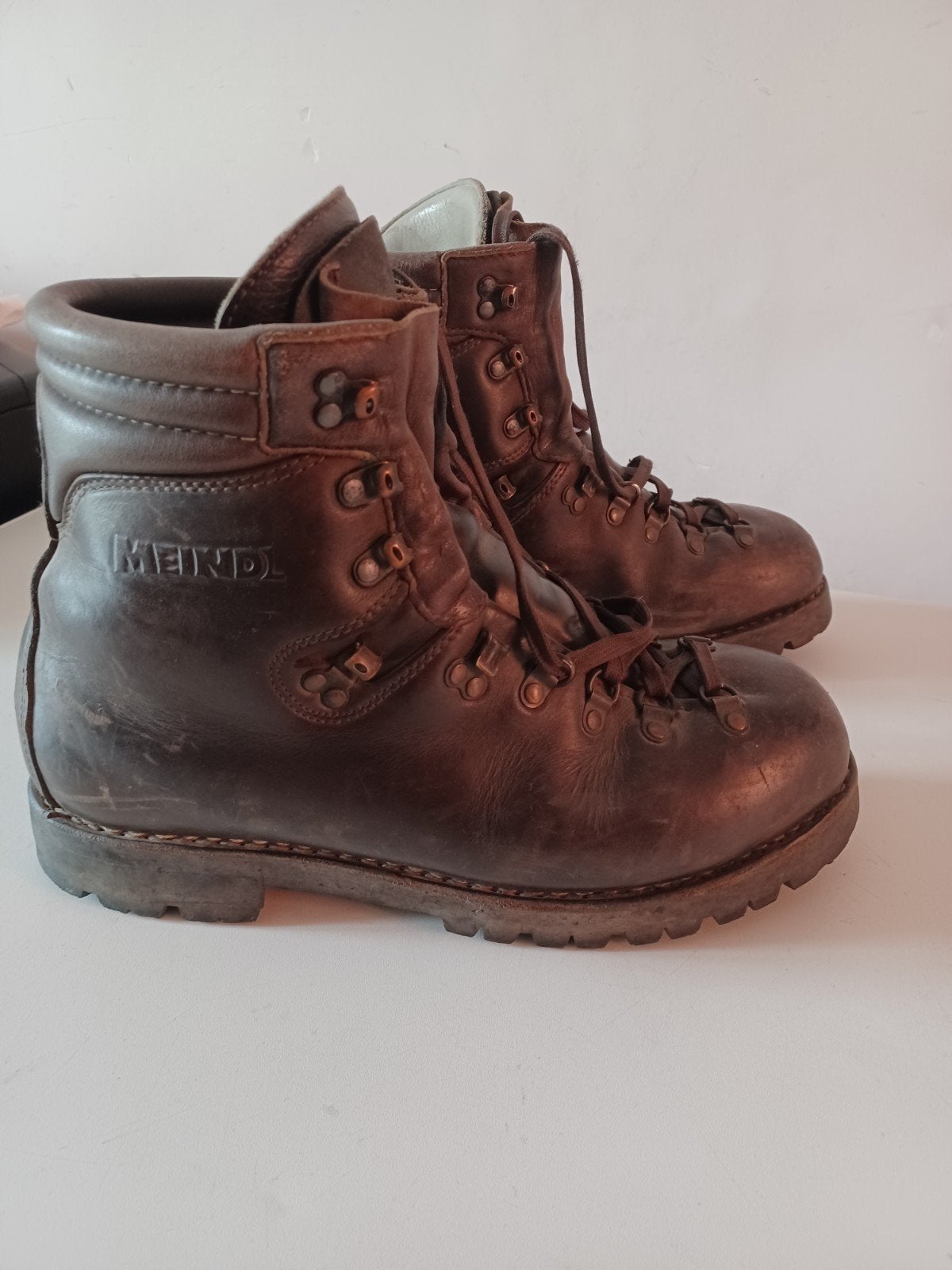 Meindl perfect perfekt maat 10.5- 45 zeer netjes, Ophalen, Zo goed als nieuw, Schoenen