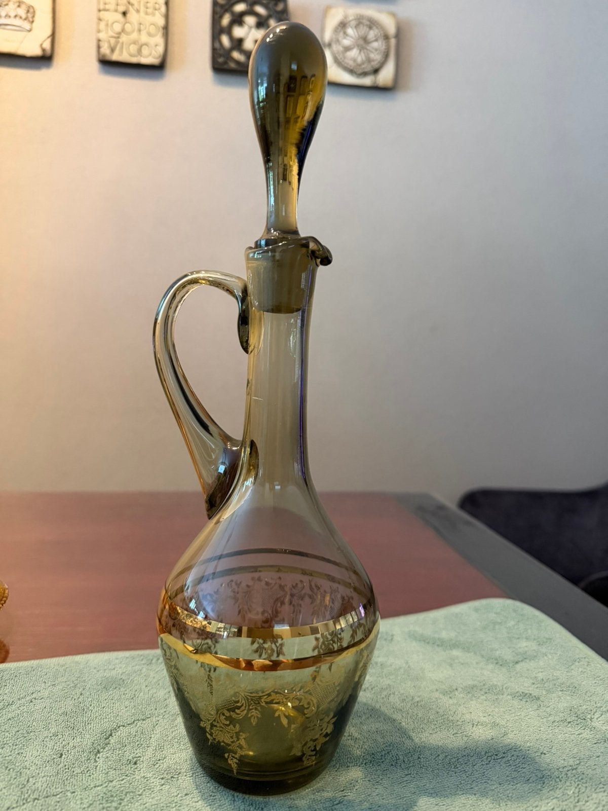 Vintage boheems rookglazen karaf met goud kleurige details, Ophalen of Verzenden