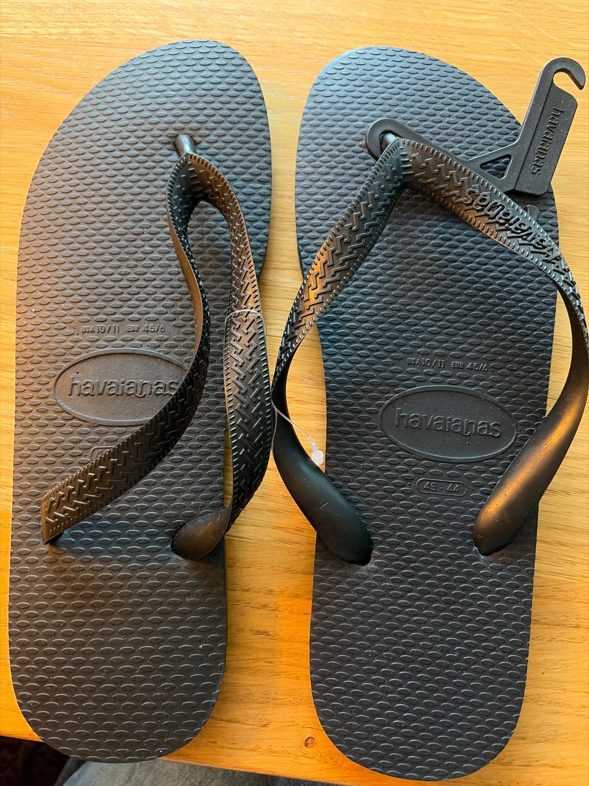 Havaianas slippers zwart maat 42 (label 43/44)Nieuw, Ophalen of Verzenden, Nieuw, Zwart