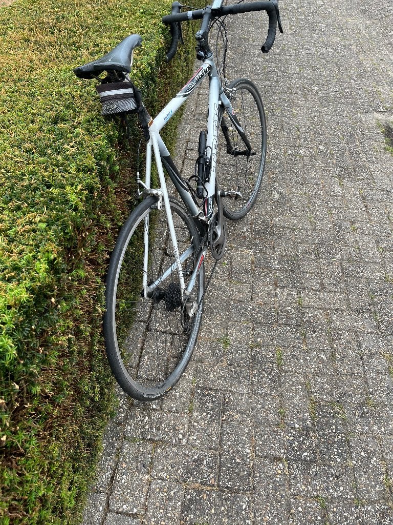 Wielrenfiets trek 1600, Fietsen en Brommers, Fietsen | Racefietsen, Gebruikt, Aluminium, Meer dan 20 versnellingen, 53 tot 57 cm