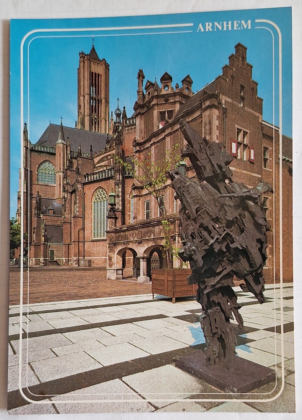 Ansichtkaart Arnhem: Eusebiuskerk en Duivelshuis (1987), Ophalen of Verzenden, 1980 tot heden, Gelopen, Gelderland