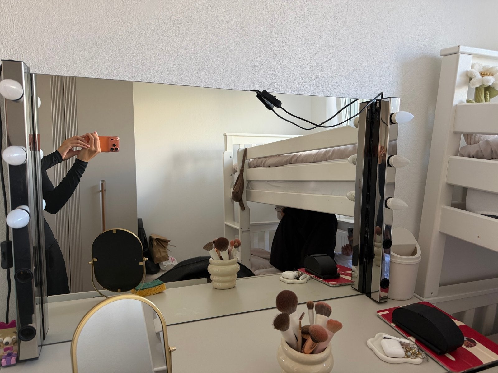 Grote spiegel met verlichting - ideaal voor make-up