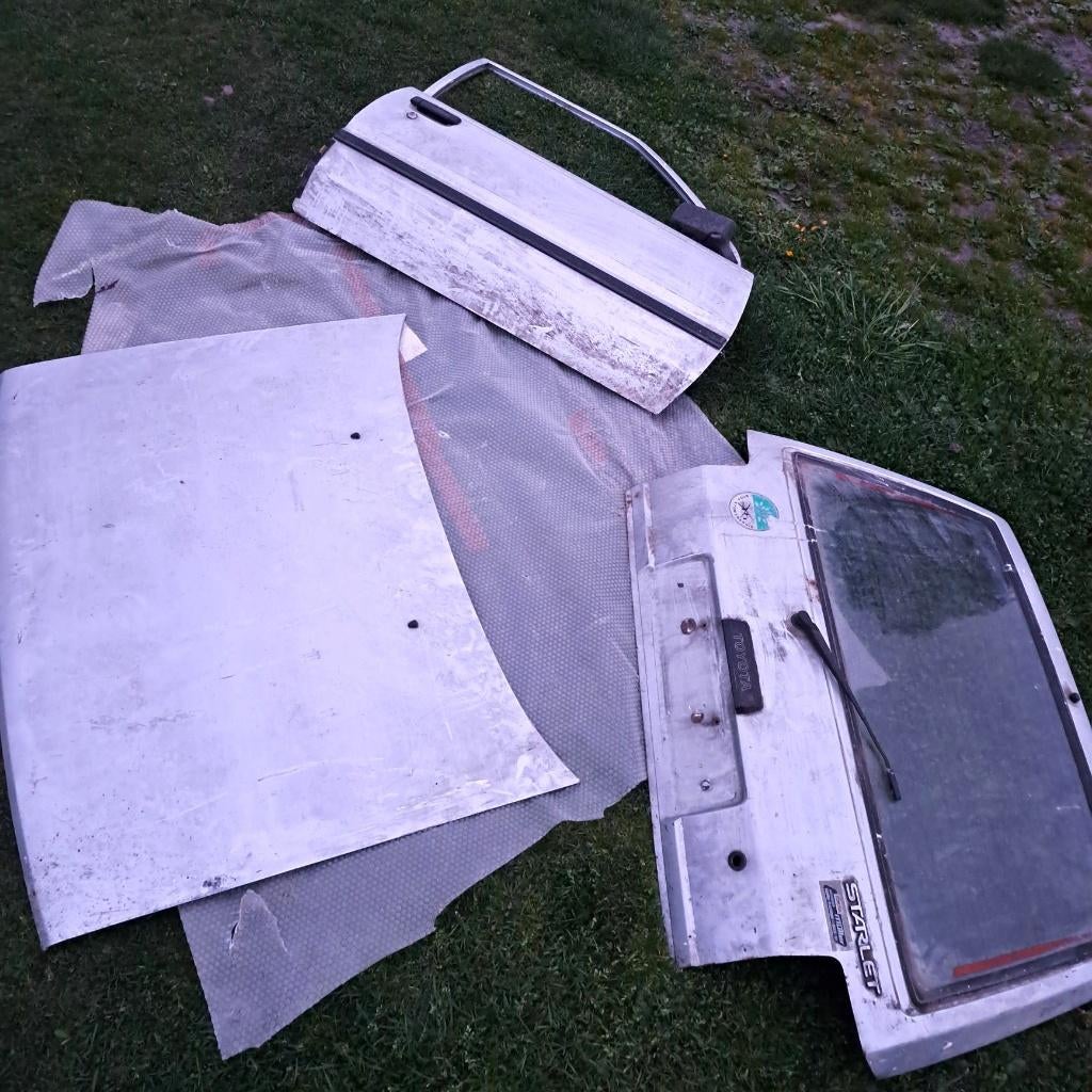 Toyota Starlet P7 Motorkap Voordeur Achterklep gebruikt!, Ophalen, Gebruikt, Toyota, Motorkap