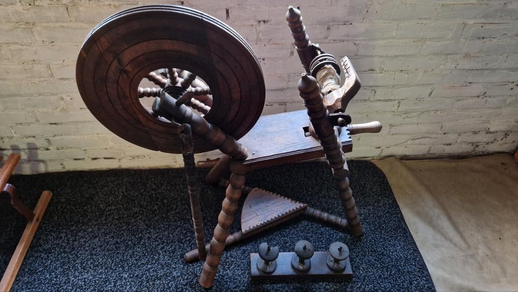 Spinnewiel vintage, Ophalen, Spinnewiel