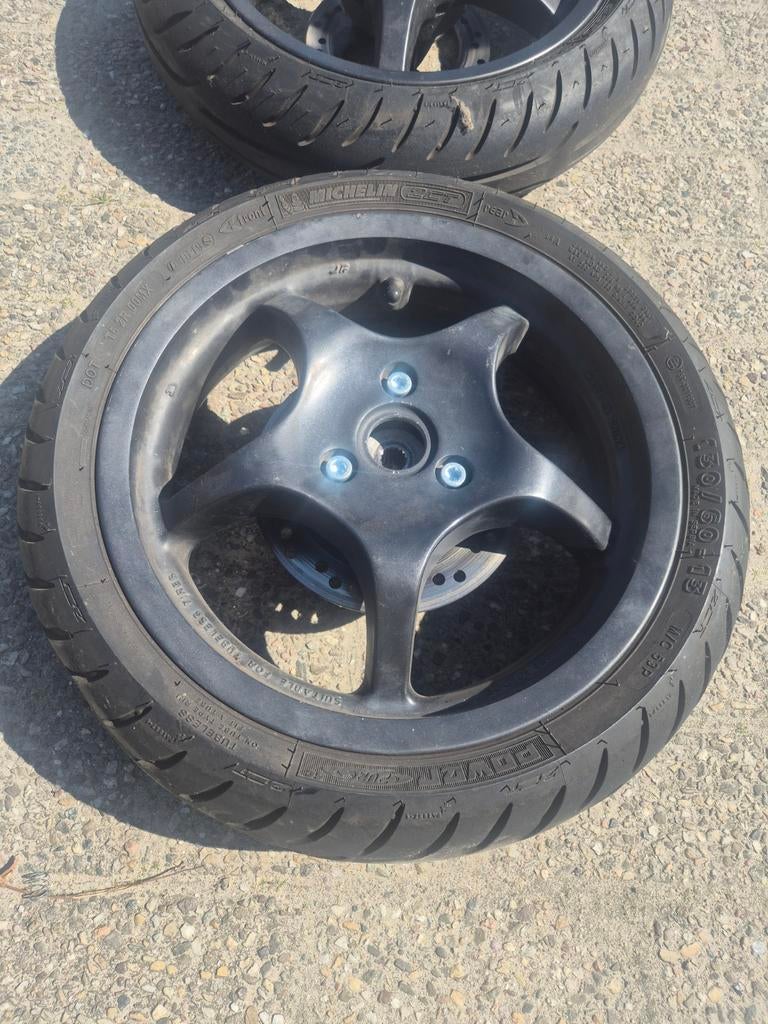 Velgenset Yamaha Aerox 50cc met Michelin Sport banden, Ophalen of Verzenden, Zo goed als nieuw, Overige typen, Yamaha