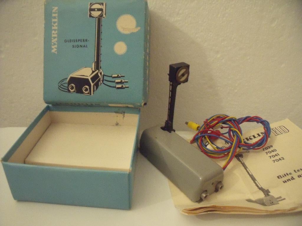 Marklin  spersein  7042   met en zonder o v p, Wisselstroom, Overige typen, Ophalen of Verzenden, Analoog