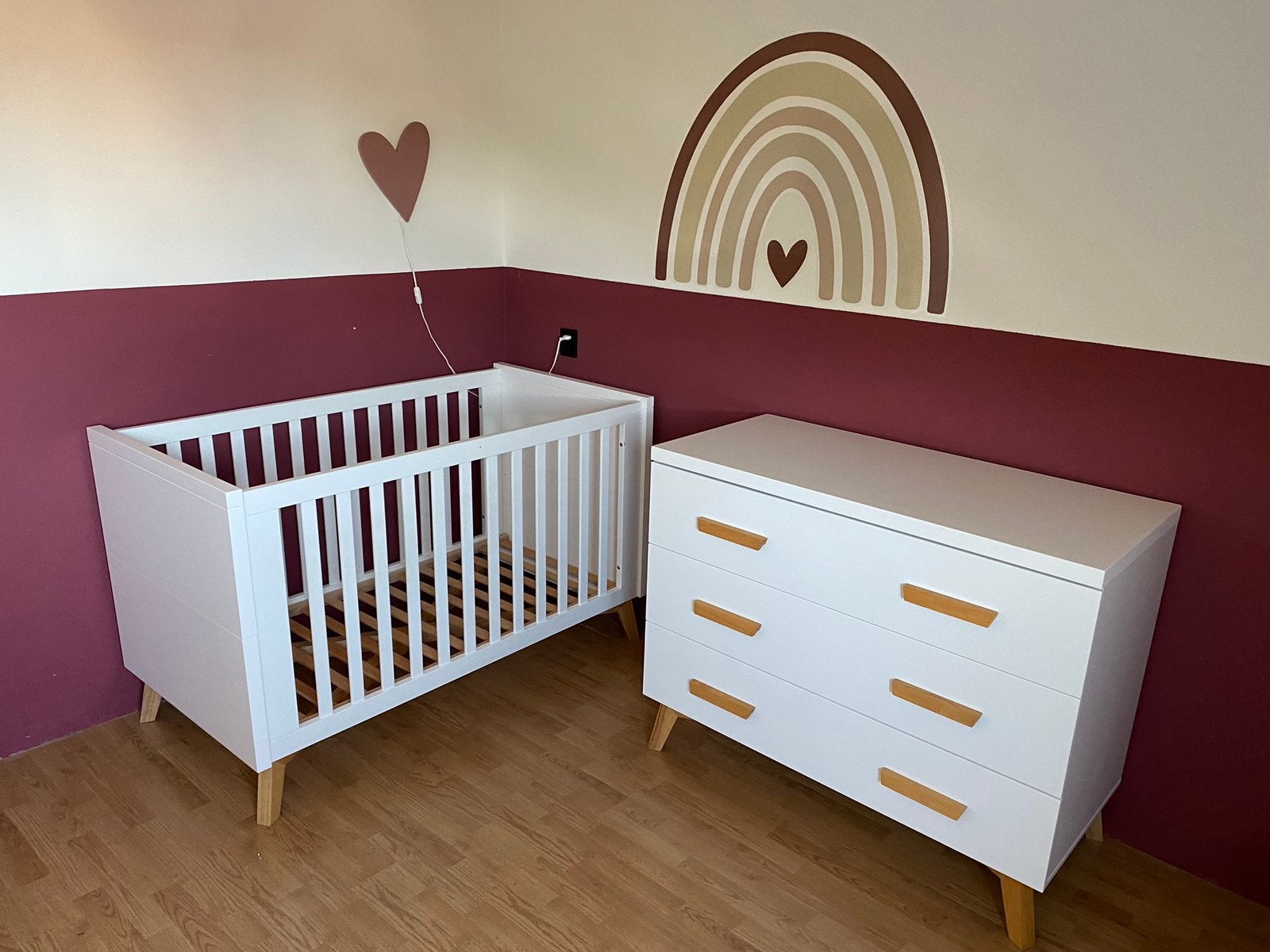 TWF Mika babykamer 2-delig.   Ledikant & Commode, Ophalen of Verzenden, Zo goed als nieuw, Ledikant