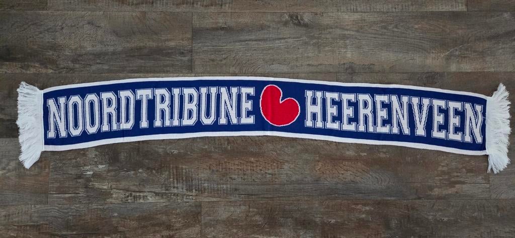 Sjaal SC Heerenveen, Verzamelen, Sportartikelen en Voetbal, Ophalen of Verzenden, Nieuw, Overige binnenlandse clubs, Vaantje of Sjaal