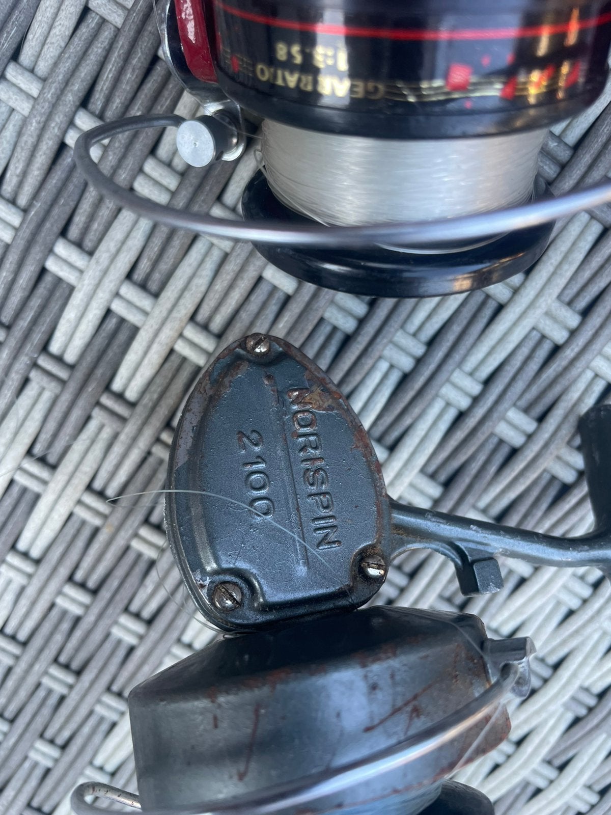 Vintage Vismolens: Junior 3 en Norispin 2100, Ophalen of Verzenden, Gebruikt, Molen
