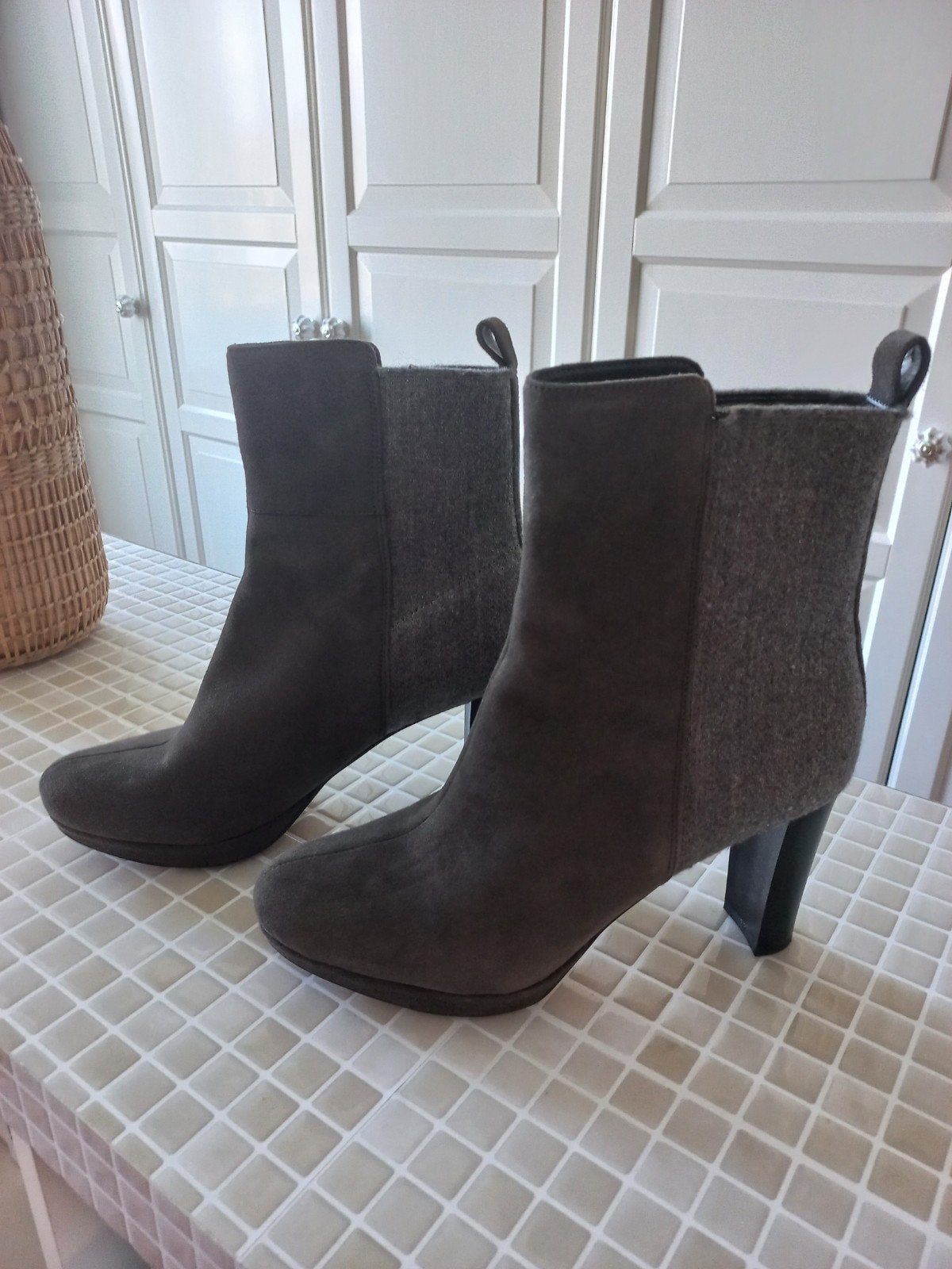 Clarks laarzen grijs maat 39, Ophalen, Zo goed als nieuw, Grijs