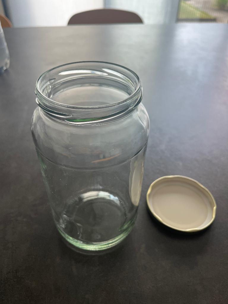 glazen voorraadpot met goudkleurige deksel. 1 liter, Huis en Inrichting, Keuken | Potten en Pannen, Ophalen of Verzenden, Nieuw